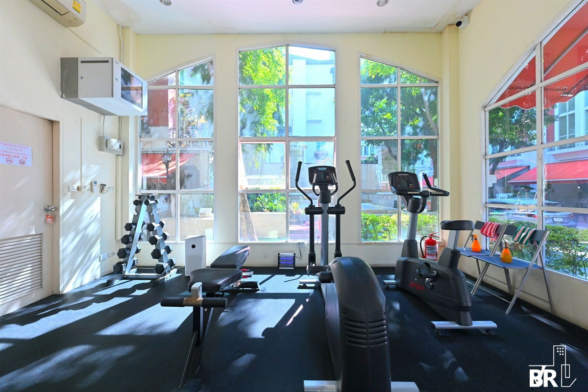 รูป Baan Klang Krung Thonglor 🏡 บ้านสวยสไตล์โมเดิร์น โปร่ง พร้อมพื้นที่ใช้สอยลงตัว ทำเลทอง 💚 - รูปที่ 8/8