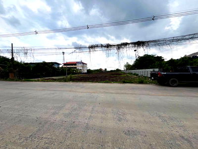 ที่ดิน คลองหลวง ปทุมธานี : ขายที่ดินคลองสาม ต.คลองสาม ถมแล้ว  