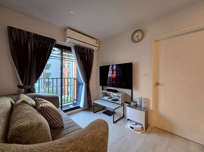 ให้เช่า escent ville 2ห้องนอน 2ห้องน้ำ  วิวสวน วิวสระ 25,000฿/เดือน