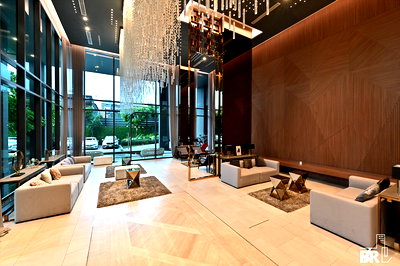 Condos for sale : 🧡C Ekkamai - Prime Ekkamai Location,🧡 Beautiful Unit, High Privacy, Near Bts Ekkamai