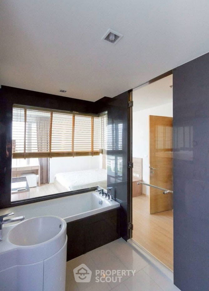 รูป คอนโด 2-ห้องนอน ที่ ริธึ่ม สุขุมวิท 50 ใกล้ BTS อ่อนนุช (ID 2477812) - รูปที่ 7/15