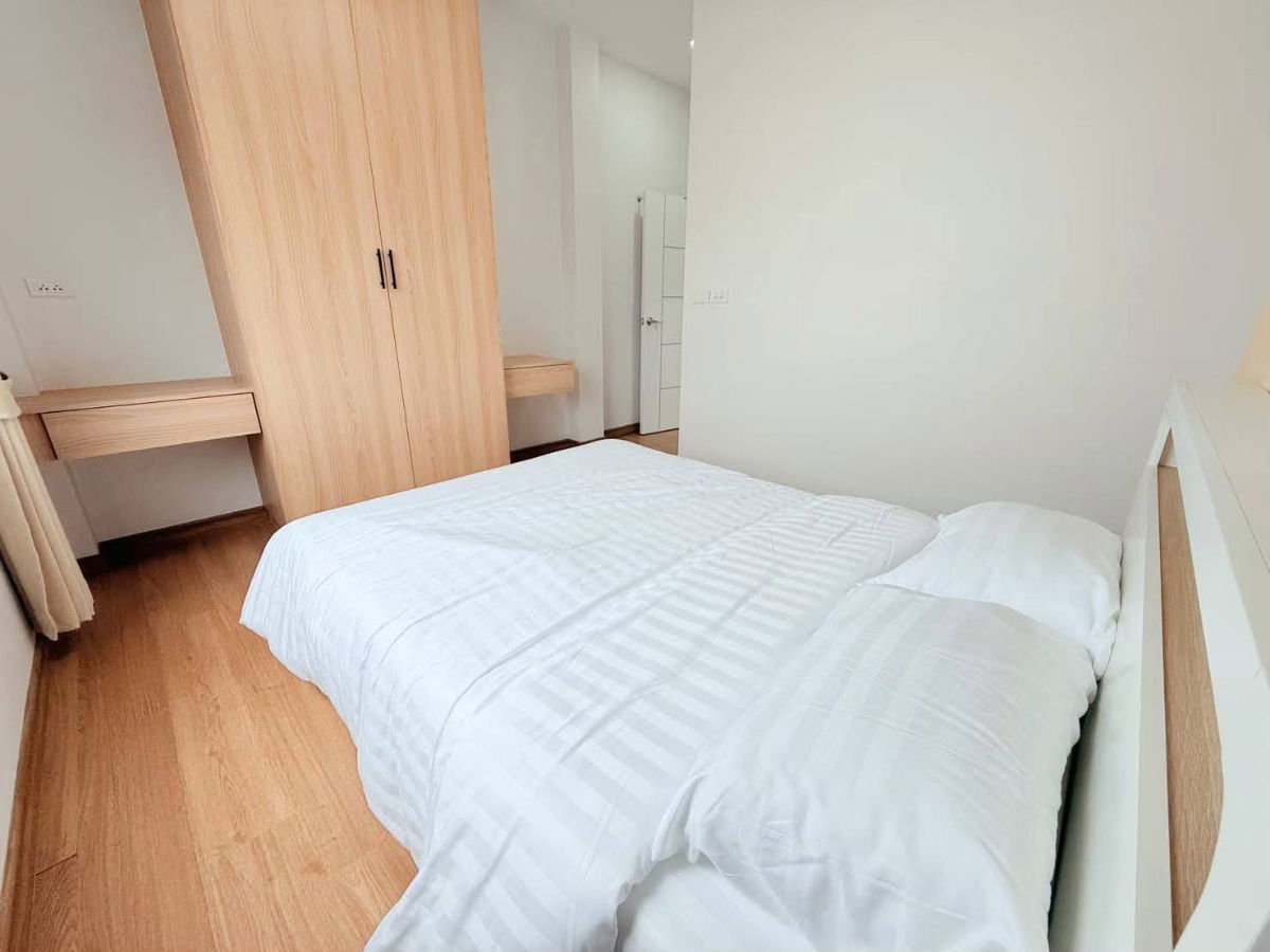 รูป 🏡🔥 พูลวิลล่าสร้างใหม่ หรูหราทั้งหลัง | 5 ห้องนอน 6 ห้องน้ำ | โซนเมือง–แม่เหียะ 🔥🏡 - รูปที่ 20/33