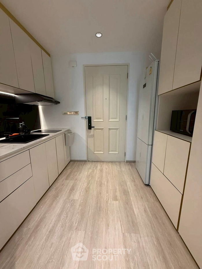 รูป คอนโด 1-ห้องนอน ที่ เดอะ โคลเวอร์ ทองหล่อ เรสซิเดนซ์ ใกล้ BTS ทองหล่อ (ID 2479439) - รูปที่ 3/17