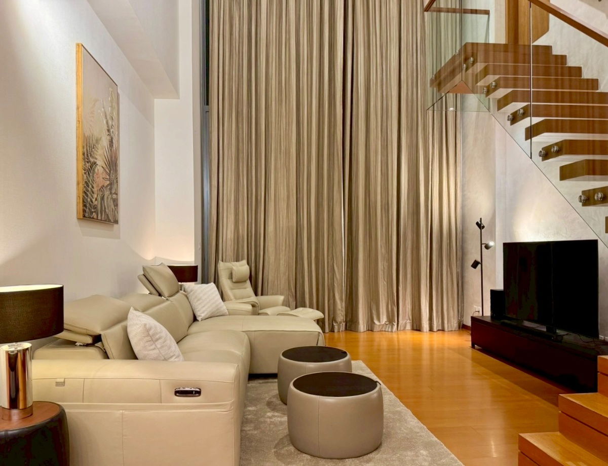 รูป Newly Renovated🌟 Duplex Luxury Condo @ The Sukhothai Residence ใกล้ One Bangkok 1 กม. / MRT ลุมพินี - รูปที่ 1/16