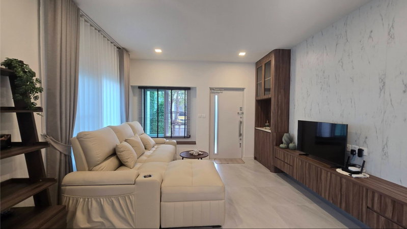 บ้านเดี่ยวให้เช่า : ว่างพร้อมอยู่! 3นอน 3น้ำ 151ตรม. จอดรถ2คัน Line id: @pfagent