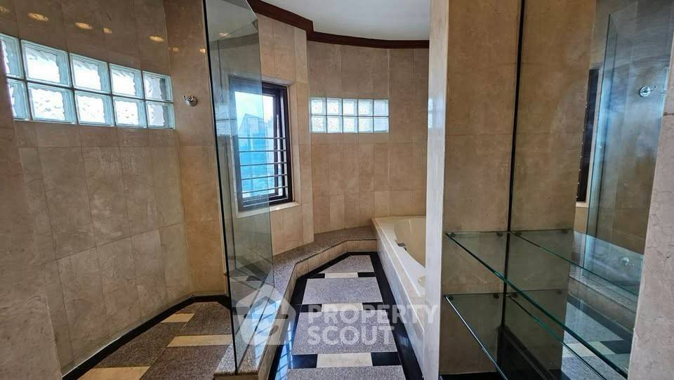 รูป คอนโด 3-ห้องนอน ที่ สุขุมวิท ลิฟวิ่ง ทาวน์ ใกล้ MRT เพชรบุรี (ID 2475837) - รูปที่ 16/20