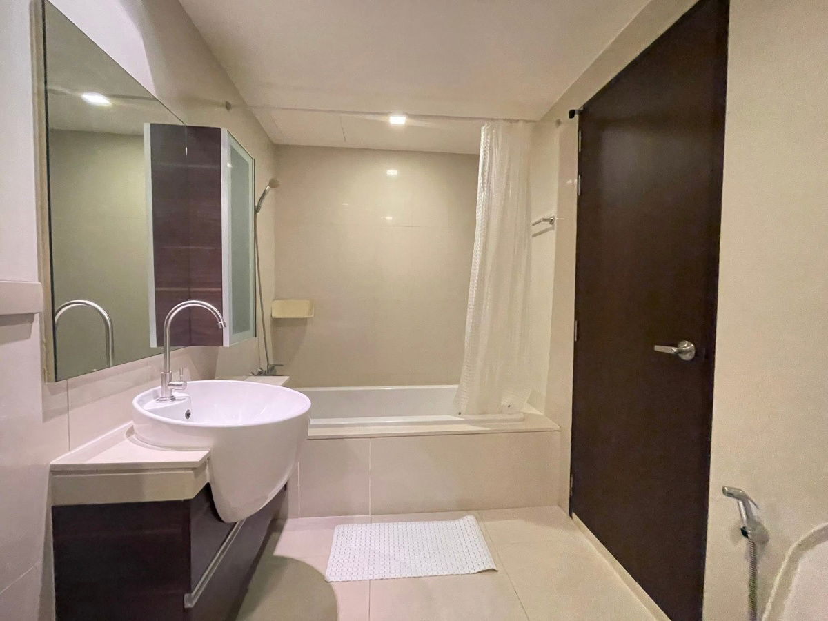 picture #R8183 🎉 141268 Condo for Rent: Sky Walk Residences (BTS Phrakanong) - 5/12