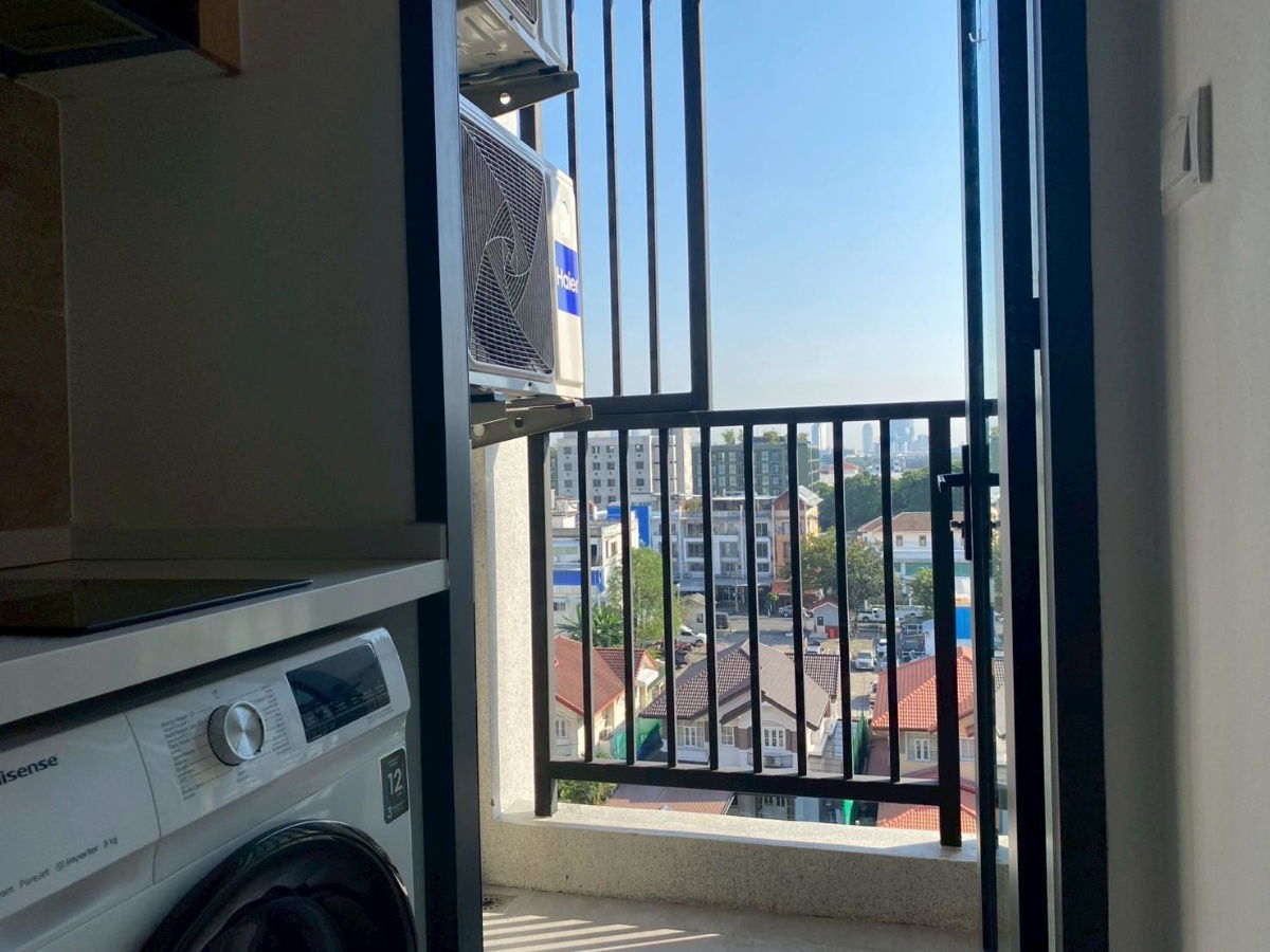 picture Condo for rent near the MRT Yellow Line. - 4/15