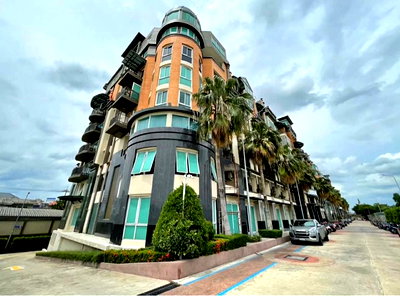 ขายคอนโด : (19917) Champs Elysees Avenue.