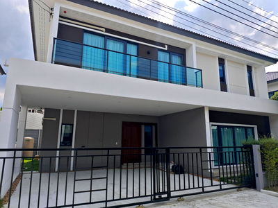 เช่าบ้านเดี่ยว เขตดอนเมือง : RBK22331 ให้เช่าบ้านเดี่ยว 2ชั้น โครงการ เซนโทร วิภาวดี แอดไลน์ @119dgdea ( มี @ ด้วย) แอดมินตอบไว