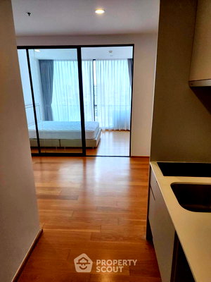 Condos for sale : 1-BR Condo Noble Revo Silom, 18th-Floor 32 Sqm Near BTS Surasak (200m) (ID 1169518)