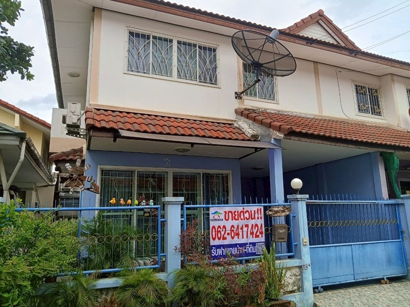 รูป 🚩H1268 ขายด่วน! ทาวน์เฮ้าส์ 2 ชั้น หลังริม หมู่บ้านนารีนคร 12 – บางบัวทอง อยู่ซอยเทศบาล8 - รูปที่ 1/18