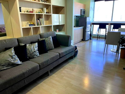 คอนโดให้เช่า : 🎉 ให้เช่าคอนโด ริทึ่ม รัชดา อาคาร A ชั้น 16 1 ห้องนอน ขนาด 46.00 ตรม ใกล้ โรบินสัน รัชดา