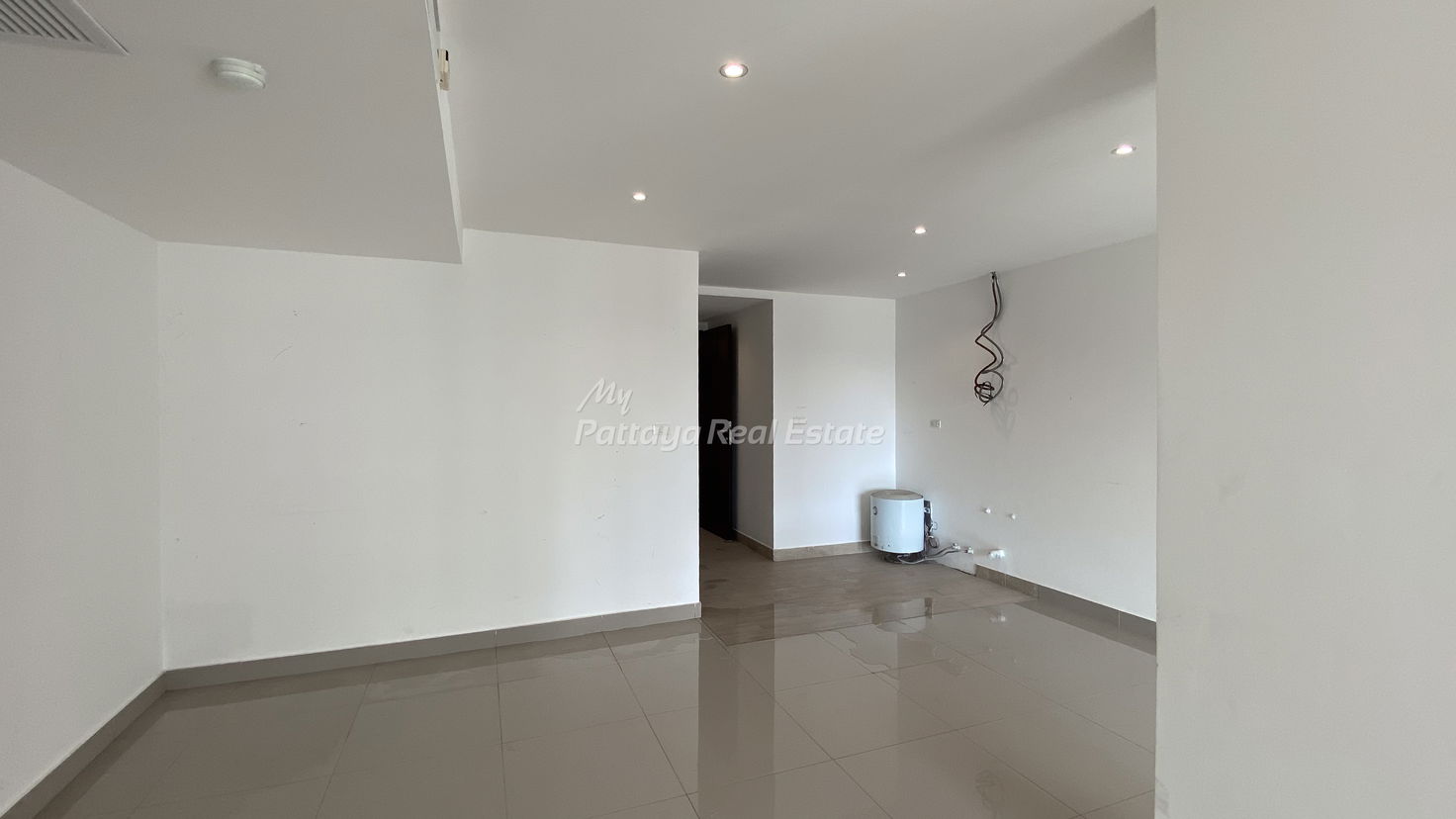 รูป 🛏️ 3 ห้องนอน - 🛁 3 ห้องน้ำ - 🏙️ City Views - 🌏 ชื่อชาวต่างชาติ - 🏢 The ClubHouse Residence Pattaya - รหัส: CLUBH20 - รูปที่ 27/34