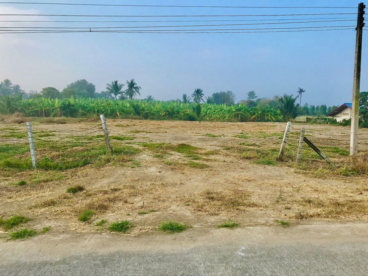 รูป ขายที่ดินถมแล้ว แสวงหา  จ. อ่างทอง - รูปที่ 6/9