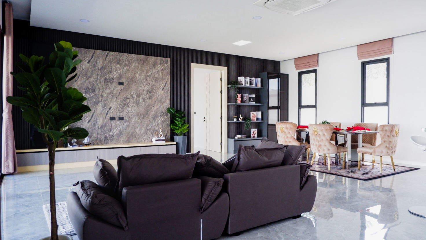 picture Luxury Pool Villa for Sale – Thung Klom–Tan Man, Pattaya - 5/25