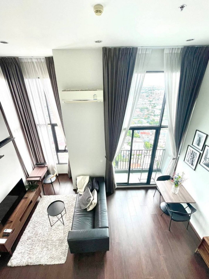 Condo for rent, C Ekkamai, 34 sq m, 1 bedroom, 1 bathroom, 42nd floor, city view, 1 parking space, fully furnished.