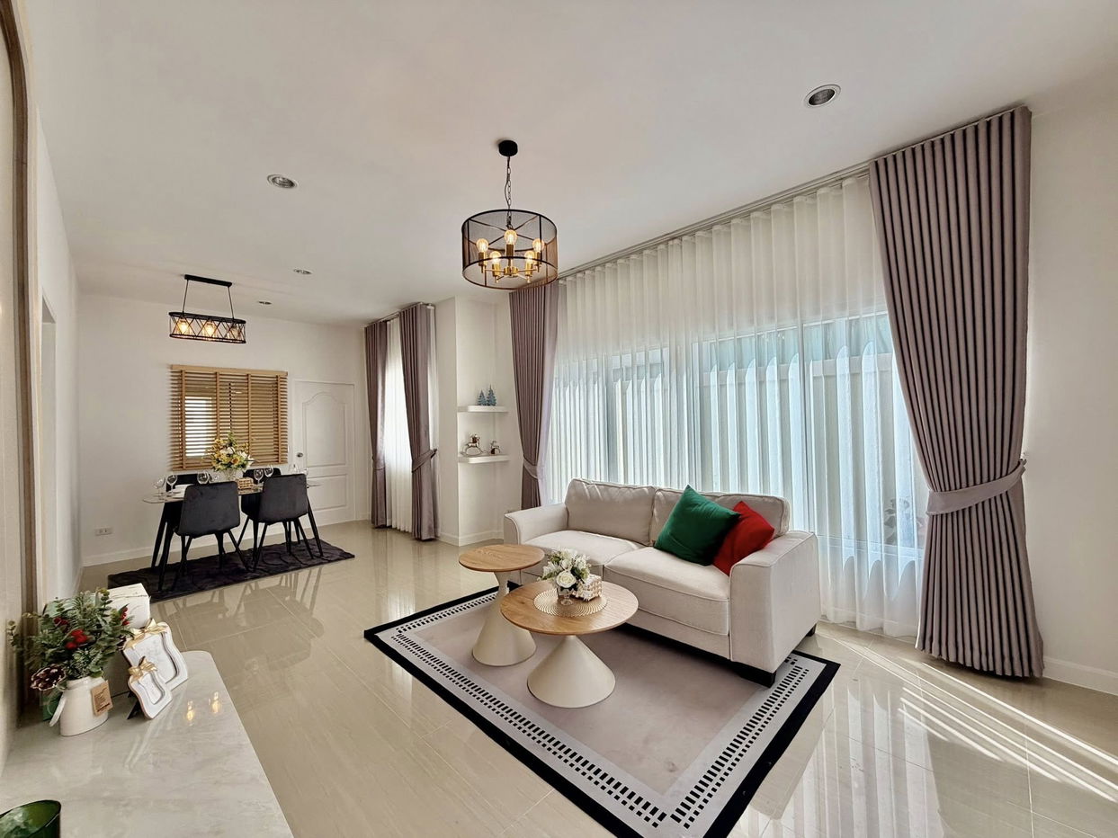 picture Fully Furnished 2-Bedroom House in East Pattaya - 5/17