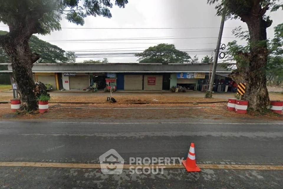 รูป ที่ดินสำหรับปล่อยเช่า 128,000 ตารางเมตร แถว ใน สันกำแพง (ID 2477917) - รูปที่ 2/3