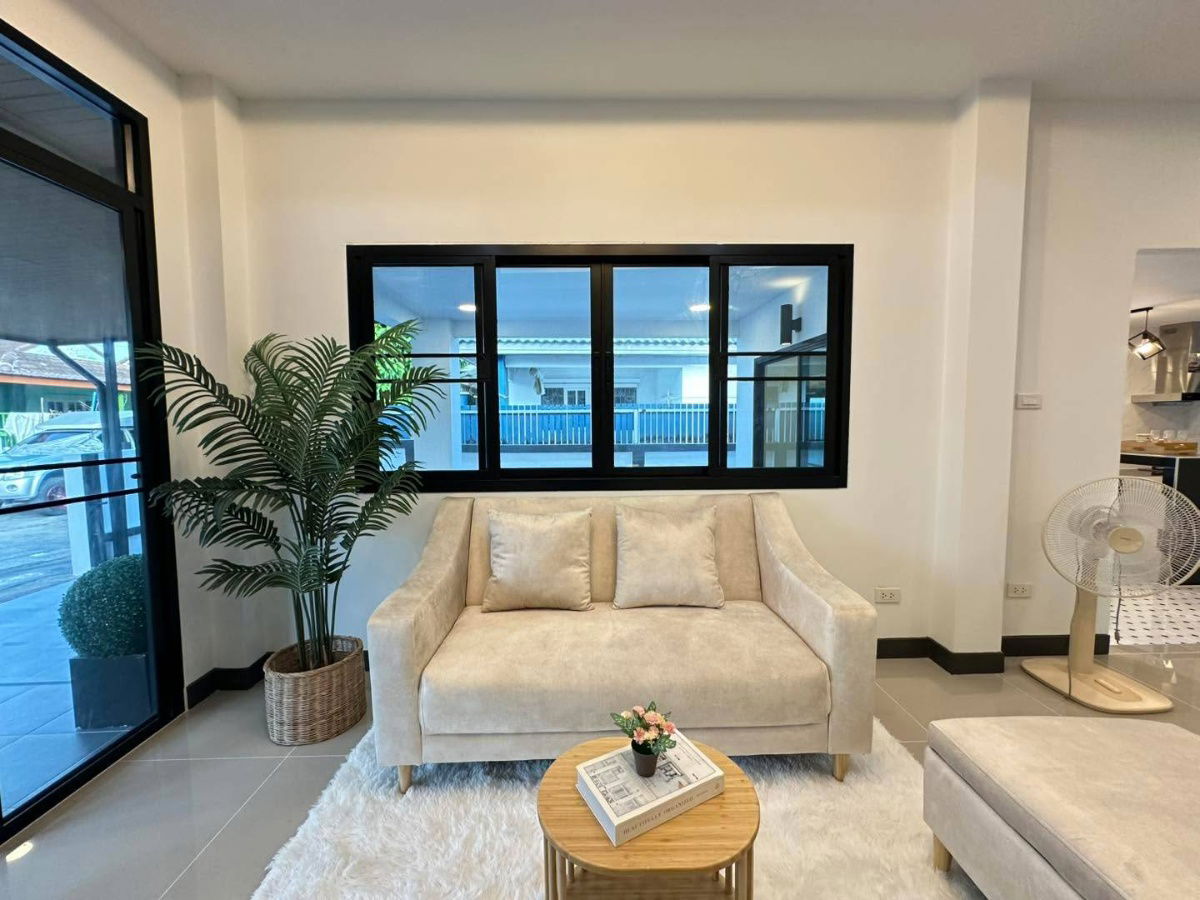 รูป บ้านเดี่ยวชั้นเดียว กว้างมาก ตกแต่งใหม่ทั้งหลัง หมู่บ้าน ซื่อตรง ถนนสุวินทวงศ์ 29 แขวงลำผักชี เขตหนองจอก พร้อมเฟอร์ฯ - รูปที่ 29/41