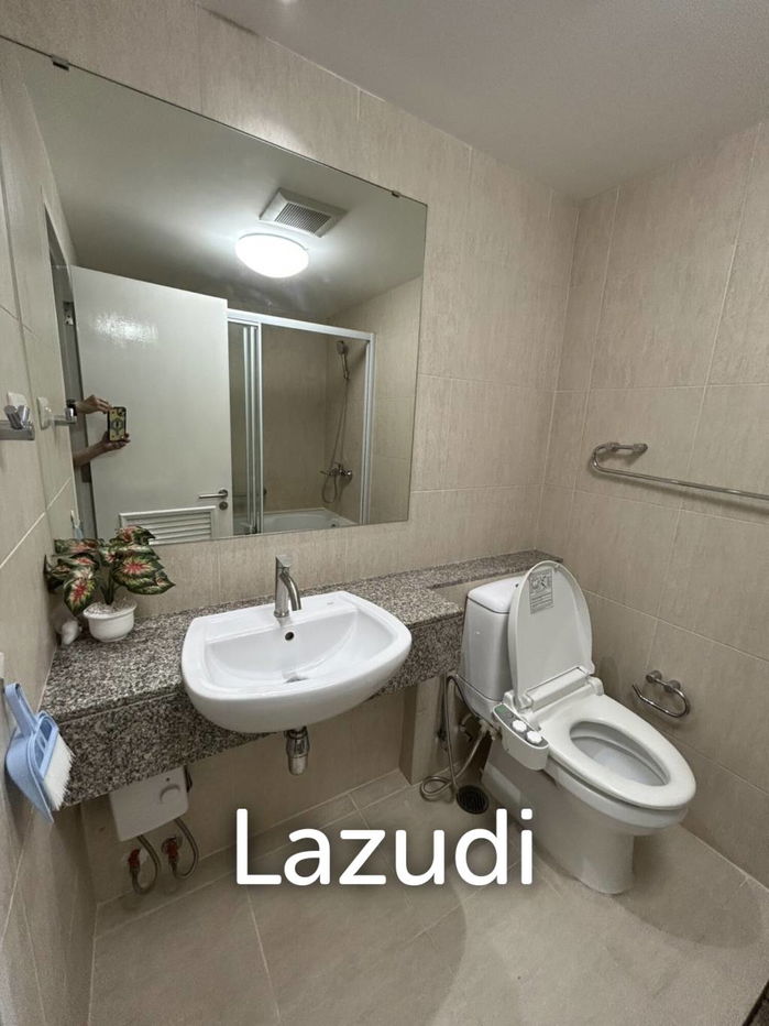 picture 50 sqm high-floor 1 bedroom condo at The Clover Thonglor, Khlong Tan Nuea - 13/21