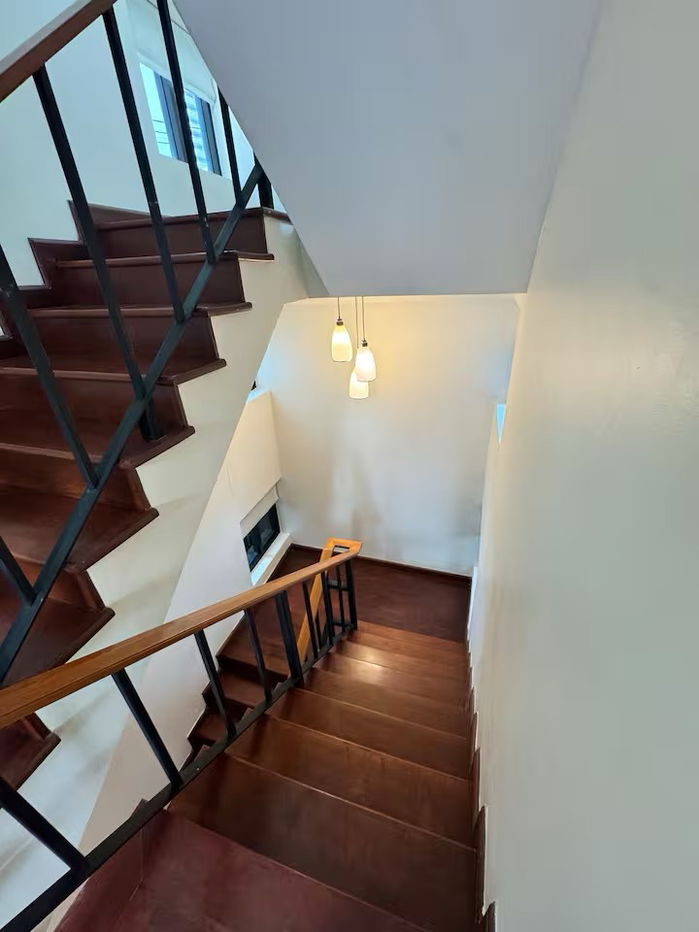 รูป For Rent Pool Villa in Sukhumvit 24 only 5 minute walk to Emquatier and BTS - รูปที่ 11/13