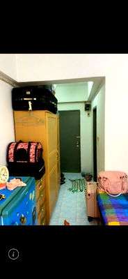 คอนโด รร.นานาชาติคอนคอร์เดียน : ขายคอนโดนิรันดร์7 ตึกE ห้องริม หน้าต่างชั้น2 เจ้าของขายเอง ห้องสภาพดี ซื้อไว้อยู่ตอนเรียน เจ้าของอยู่ต่างจังหวัด จะนัดเข้าไปเปิดห้องให้ดูได้ถ้าจองไว้ 