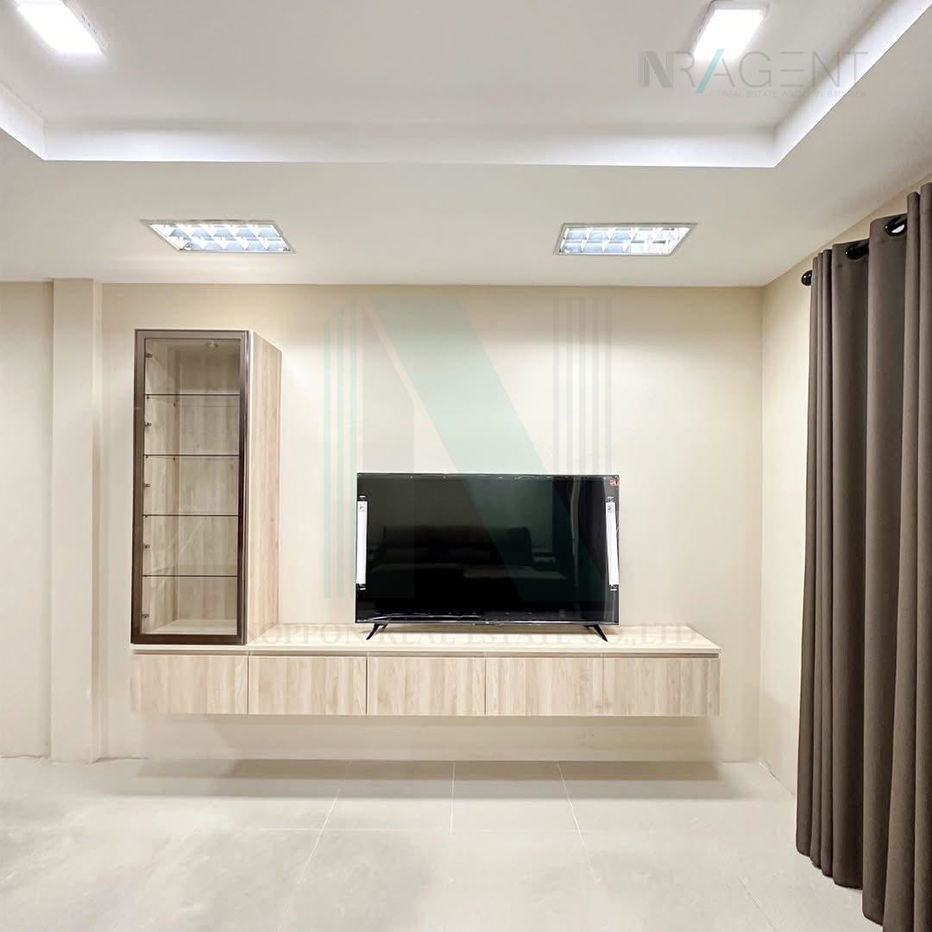 รูป 📌 ให้เช่าทาวน์เฮาส์ 3 ชั้น ธนาภิรมย์ ศรีนครินทร์-วงแหวน 4 ห้องนอน 5 ห้องน้ำ - รูปที่ 3/8