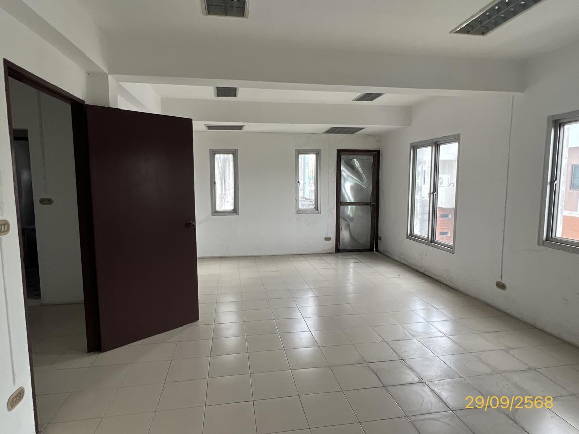 picture HOME for sale Khlong Chao Khun Sing Wang Thonglang Bangkok - 33/44