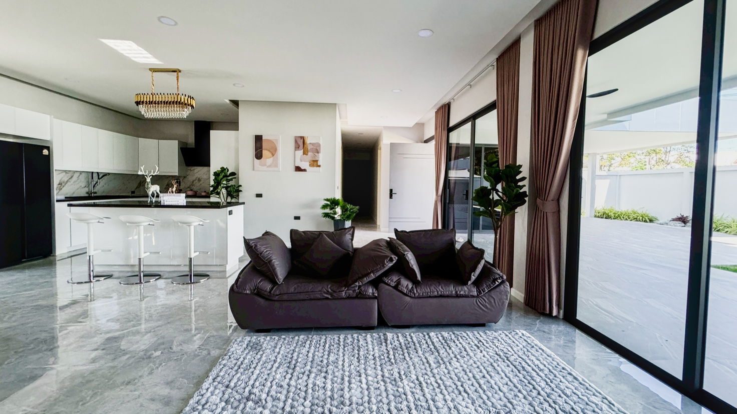 picture Luxury Pool Villa for Sale – Thung Klom–Tan Man, Pattaya - 6/25