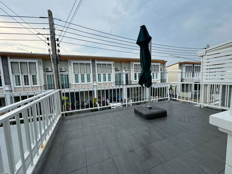 picture Townhouse 4 Bedrooms For Sale in Khao Talo - 2/14