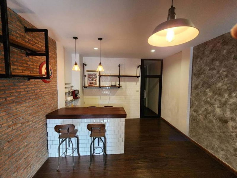 Townhouses for rent : 🌿 Charming Designer Home Near MRT Si Rat | HAUS 35