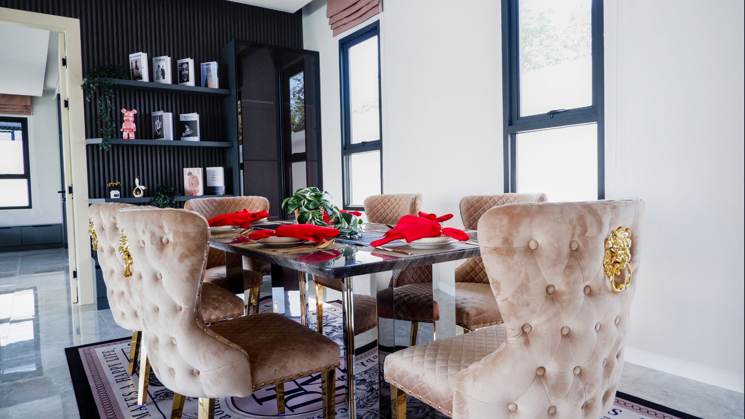 picture Luxury Pool Villa for Sale – Thung Klom–Tan Man, Pattaya - 8/25