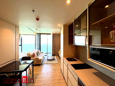 Condos for rent : KT0051📲LineID @556ryccg🏖️1Bedroom 46sqm Floor 41🌊Sea view Fully furnished AROM Wongamat Beach🦀North Pattaya
