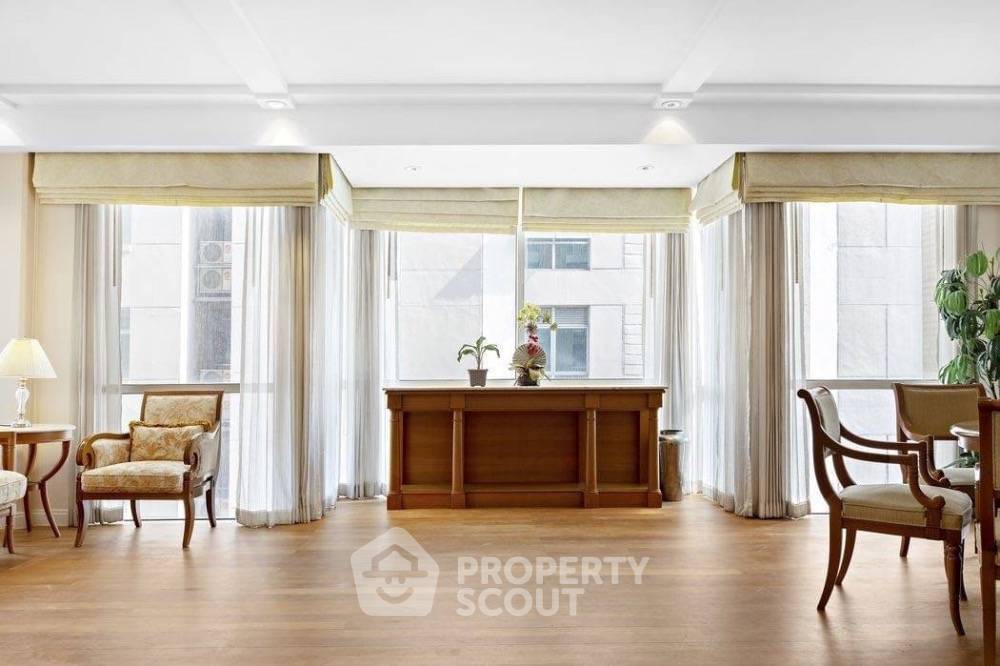 picture 2-BR Condo at Langsuan Ville near BTS Ratchadamri (ID 1159242) - 3/9