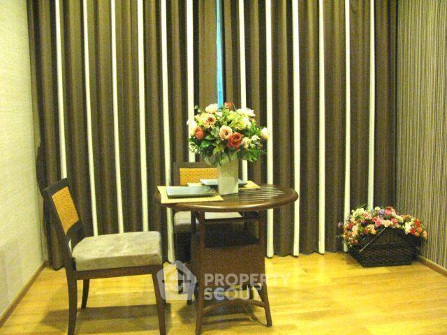 รูป คอนโด 1-ห้องนอน ที่ ไฮด์ สุขุมวิท 13 คอนโดมิเนี่ยม ใกล้ BTS นานา (ID 824738) - รูปที่ 3/4