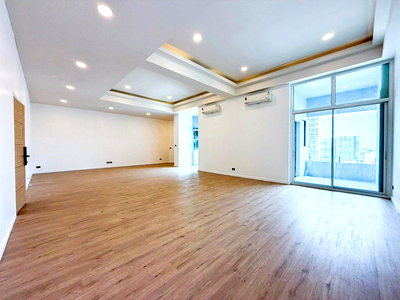 Condos for sale Tesco Lotus Superstore Rattanathibet : Amazing deal! CNP Condo, Chaengwattana, 54 sq m, near MRT Pink Line Muang Thong Thani, 16th floor.