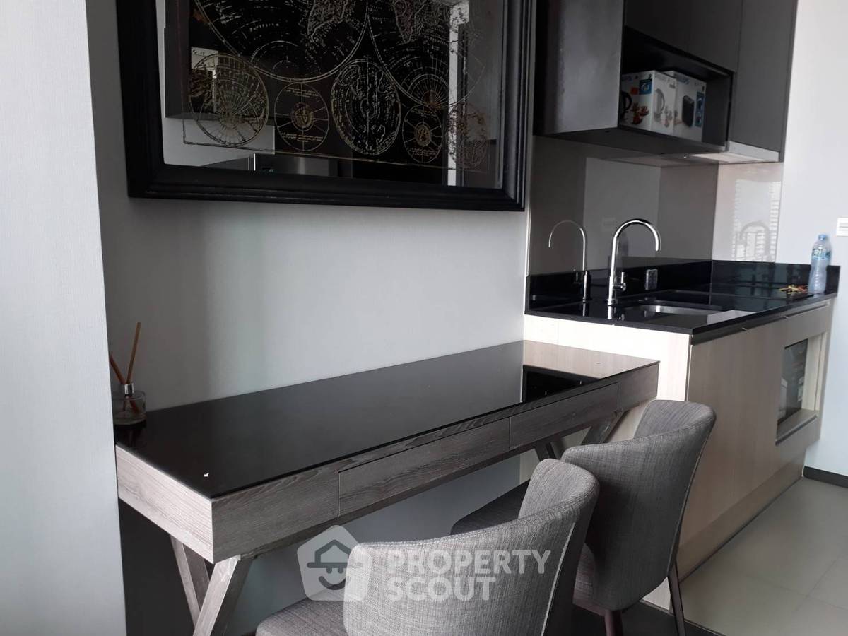 รูป คอนโด 1-ห้องนอน ที่ ดิ เอดจ์ สุขุมวิท 23 ใกล้ MRT สุขุมวิท (ID 884485) - รูปที่ 3/4