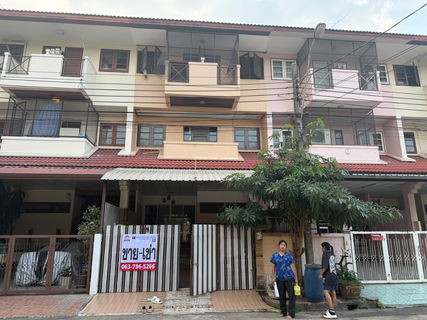 ขายทาวน์โฮม 3 ชั้น ม.เอกชัย ธานี สวย ถูก ทำเลดี ทติดถนนใหญ่ สนใจแอตไลน์ครับ@841qqlnr