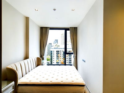 Condos for rent : For Rent ✨️: Hyde Heritage Thonglor  (2 beds) 80 sq.m. 110,000 THB Tel. 092-423-5675 Cate