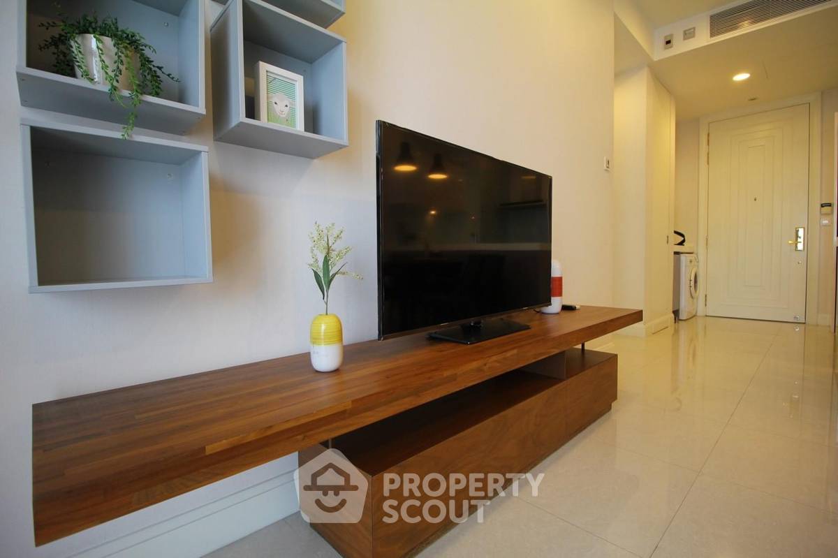 picture 2-BR Condo at Q Langsuan near BTS Ratchadamri (ID 452868) - 3/6