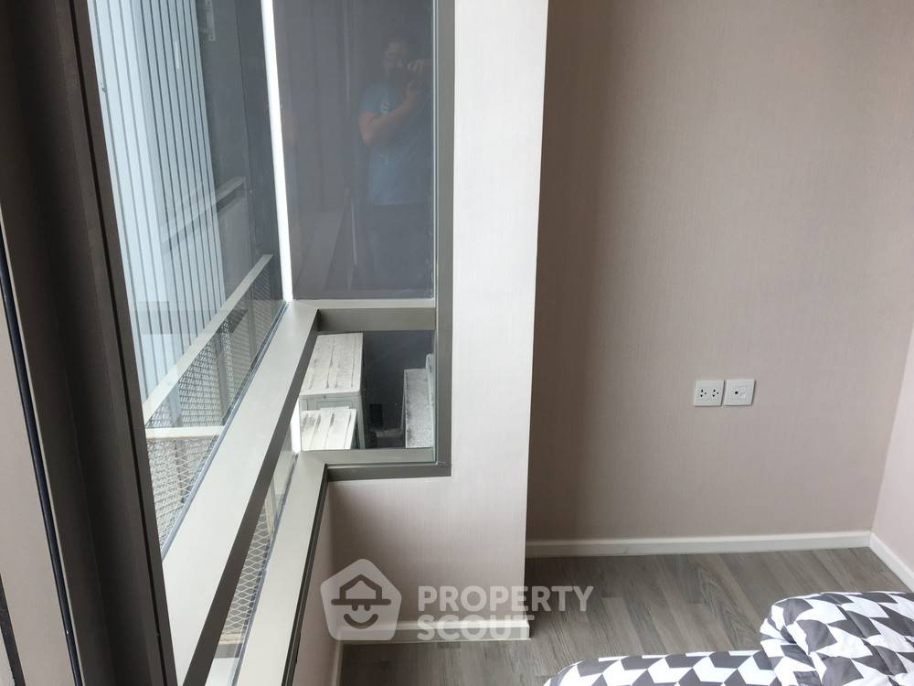 รูป คอนโด 1-ห้องนอน ที่ เดอะ รูม สุขุมวิท 69 ใกล้ BTS พระโขนง (ID 386848) - รูปที่ 2/11