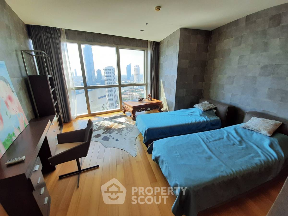 รูป คอนโด 3-ห้องนอน ที่ เดอะ ริเวอร์ คอนโดมิเนียม ใกล้ BTS สะพานตากสิน (ID 512577) - รูปที่ 14/15