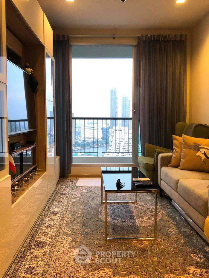 รูป คอนโด 1-ห้องนอน ที่ ริธึ่ม สาทร ใกล้ BTS สะพานตากสิน (ID 995069) - รูปที่ 3/6