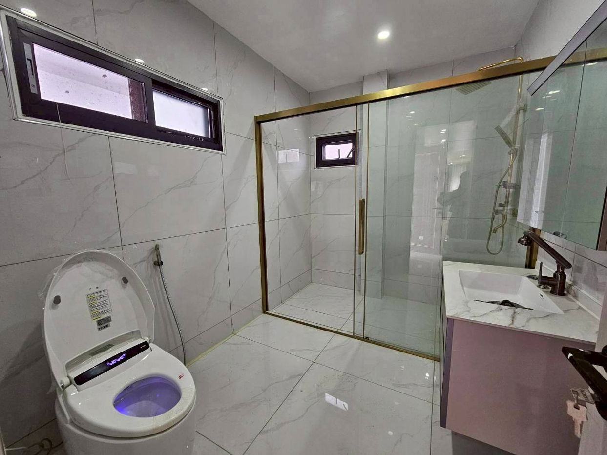 picture New Luxury Villa for Sale – East Pattaya - 18/23