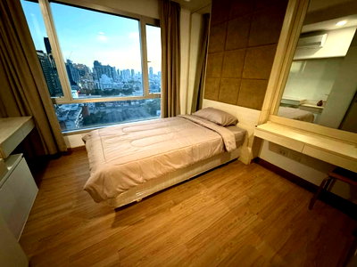 Condos for rent : For Rent: Condo THRU Thhonglor *Nice 2 BedRoom* at Line: @homefinder