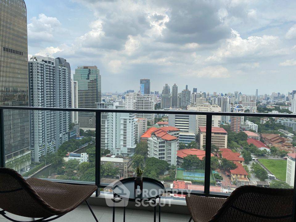 รูป คอนโด 2-ห้องนอน ที่ เดอะ ลอฟท์ อโศก ใกล้ MRT เพชรบุรี (ID 1348293) - รูปที่ 11/12