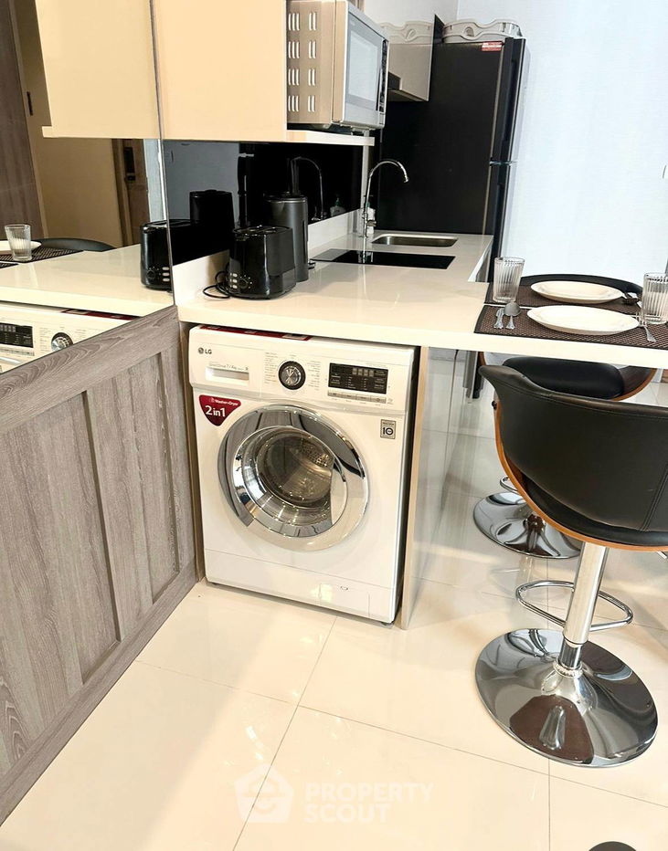 รูป คอนโด 1-ห้องนอน ที่ ทราเพโซ สุขุมวิท 16 ใกล้ MRT ศูนย์การประชุมแห่งชาติสิริกิติ์ (ID 2316824) - รูปที่ 4/15