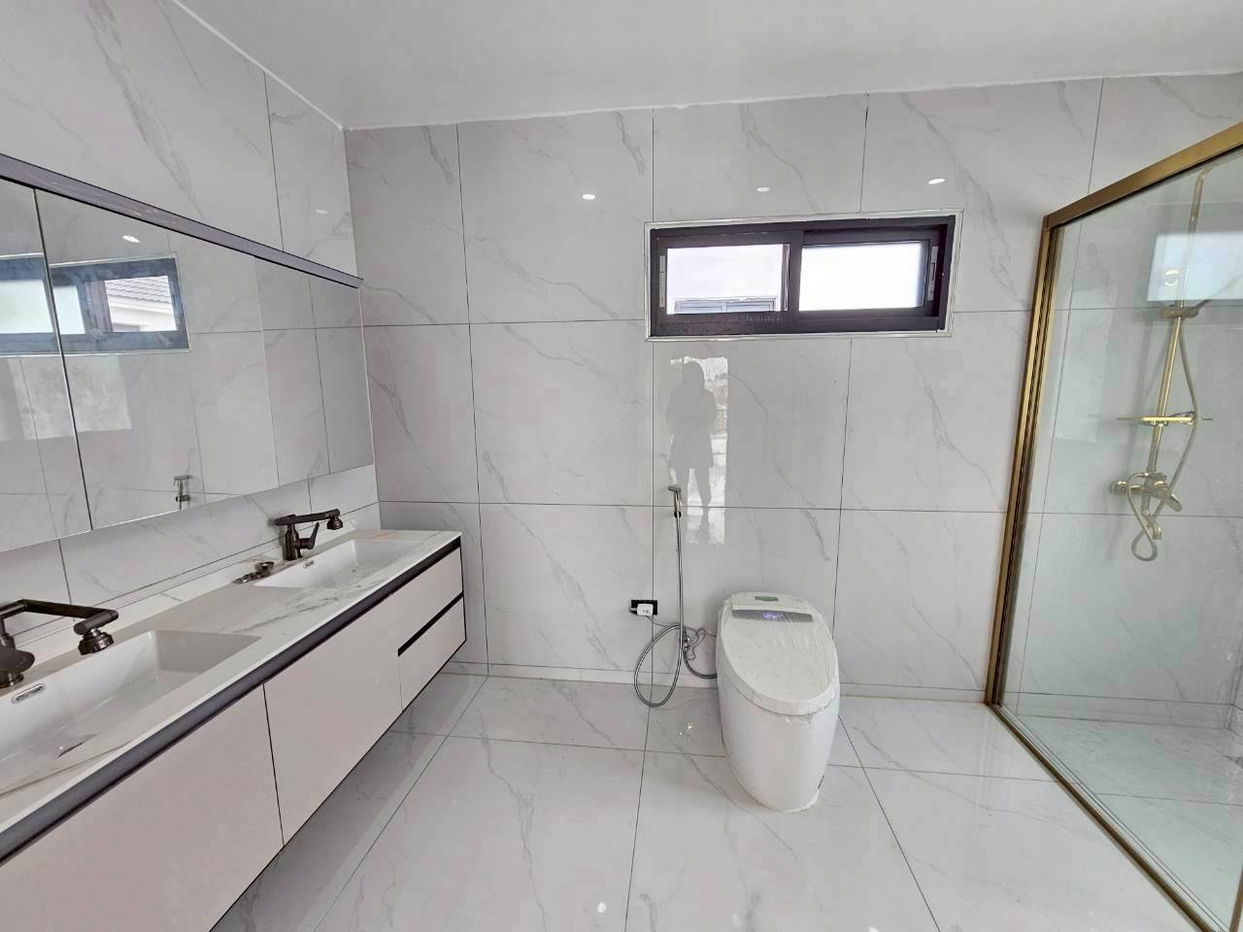 picture New Luxury Villa for Sale – East Pattaya - 19/23