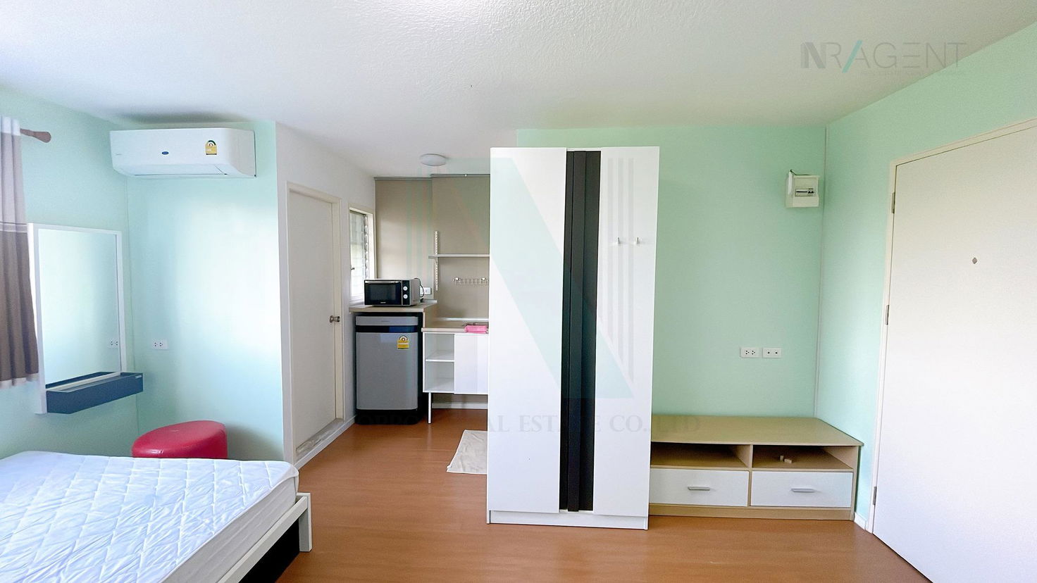 รูป 🚩 ขายคอนโด ลุมพินี คอนโดทาวน์ ร่มเกล้า - สุวรรณภูมิ อาคาร B3 ชั้น 4 1 ห้องนอน ขนาด 21.00 ตรม ใกล้ ใกล้ Airport Link ลาดกระบัง - รูปที่ 4/8